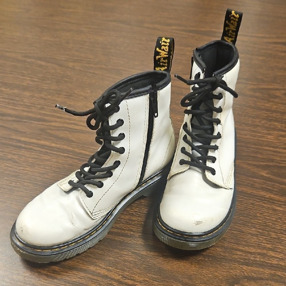 Dr. Martens 1460 Youth White Leather Combat Boots, Size US 3 / EU 34